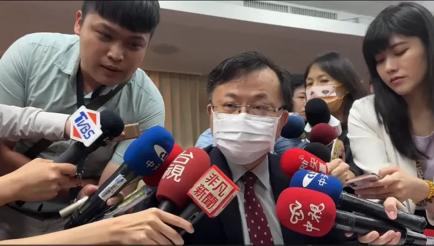 藍白聯手提案通過了！ NCC三天內須提供鏡電視資料