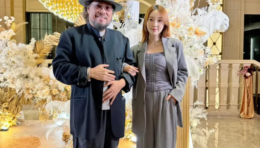 張菲72歲現況曝光！辣媳翁馨儀突曬同框照　被問「公公是否復出」回應了