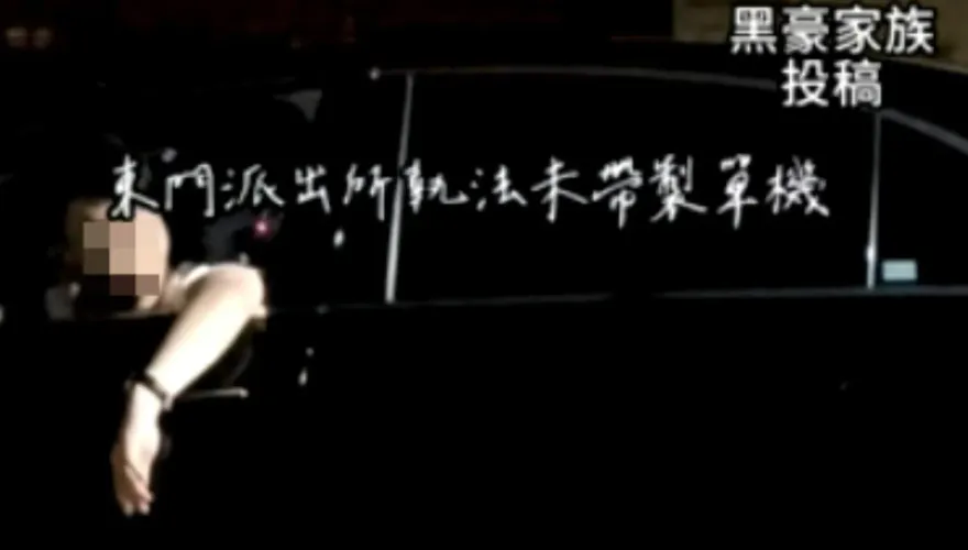 情侶深夜「併排」吵架　警要求駛離遭拒！男嗆警：非執交通勤
