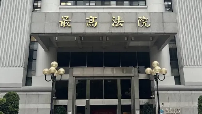 狠母「吹風機燙頭、推撞牆」虐死1歲女兒　法官重判11年6月