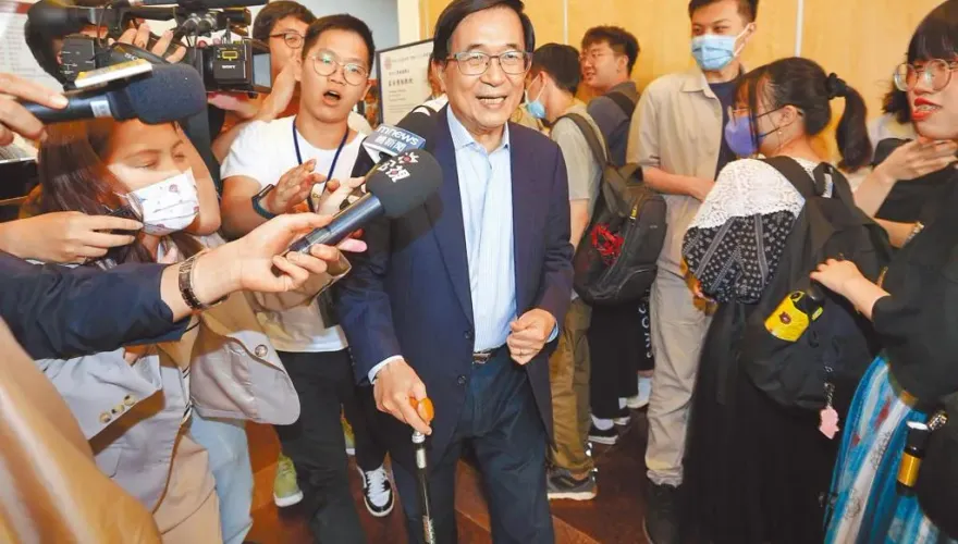 母親節前夕為陳水扁抱屈？陳致中：阿嬤在天上應不捨兒子受苦難