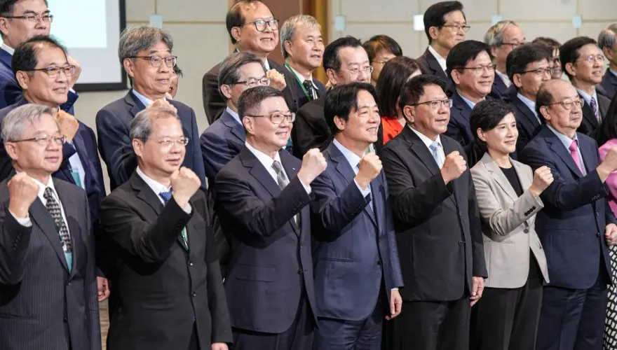 賴清德面對朝小野大恐過於樂觀　民進黨新系元老曝長遠之計