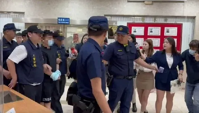 快訊/缺錢狠殺妻、岳母、繼子！三重冷血男「一號表情」移送地檢署