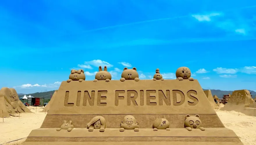 2024福隆國際沙雕藝術季　「LINE FRIENDS夏日明星派對」5/31登場