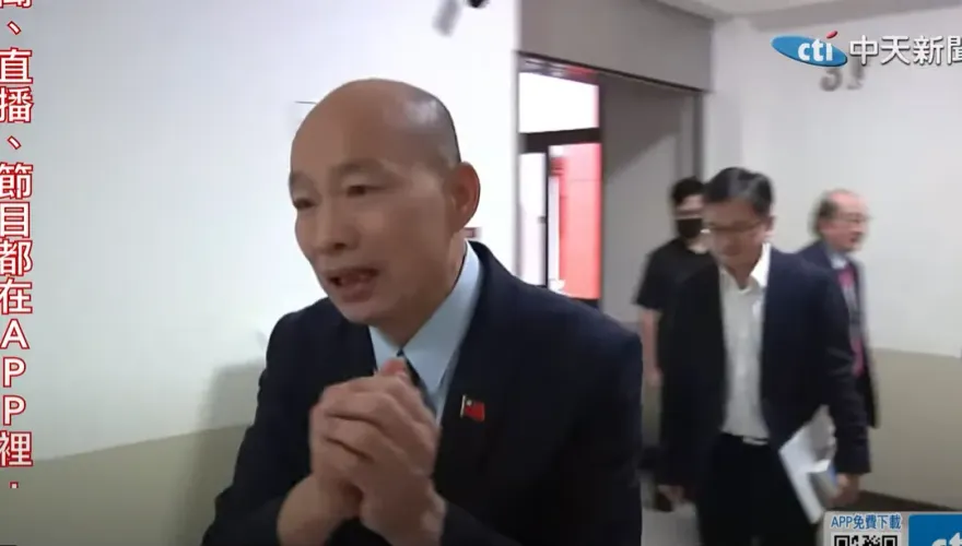 國情報告朝野協商3.5hr！初步共識白2綠9藍9每人6分鐘　鍾佳濱亂入韓國瑜出手