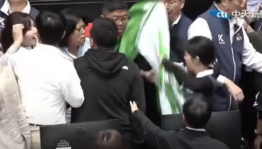 被綠控勒王美惠脖子「蓄意殺人」　徐巧芯直呼：身高體重差完全不同量級
