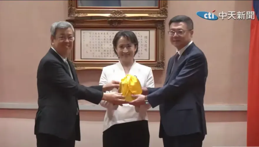 行政院長、部會首長交接！卓榮泰率內閣全體上任喊話：首重打擊黑金槍毒詐