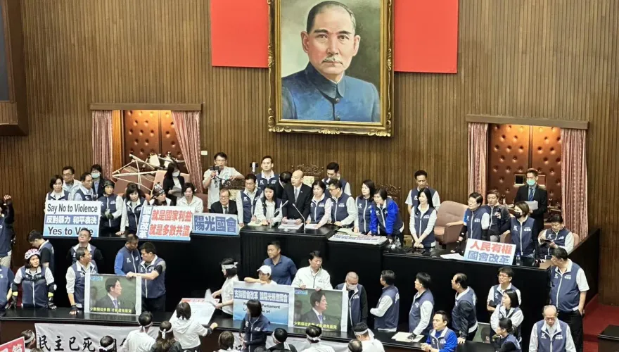 國會改革若失敗　媒體人曝藍營將提1狠招：別以為他們不敢