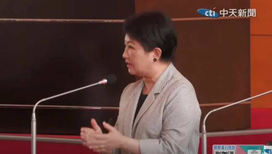 綠議員問怎評價蔡英文8年任期？盧秀燕8字回應