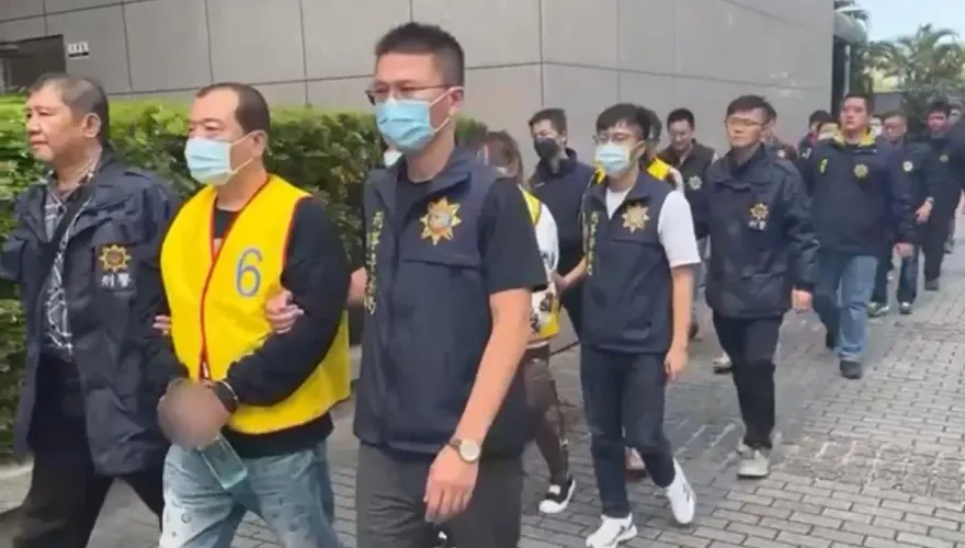影/白狼愛將地虎堂堂主夫妻組電信詐團　仲介11人赴柬埔寨當豬仔