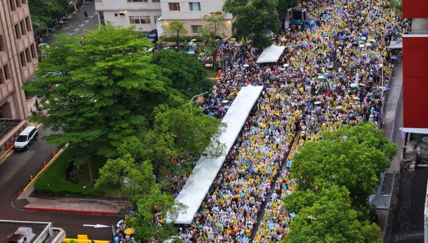 傳美方示意立委別打架模糊焦點　「衝立院」急喊卡