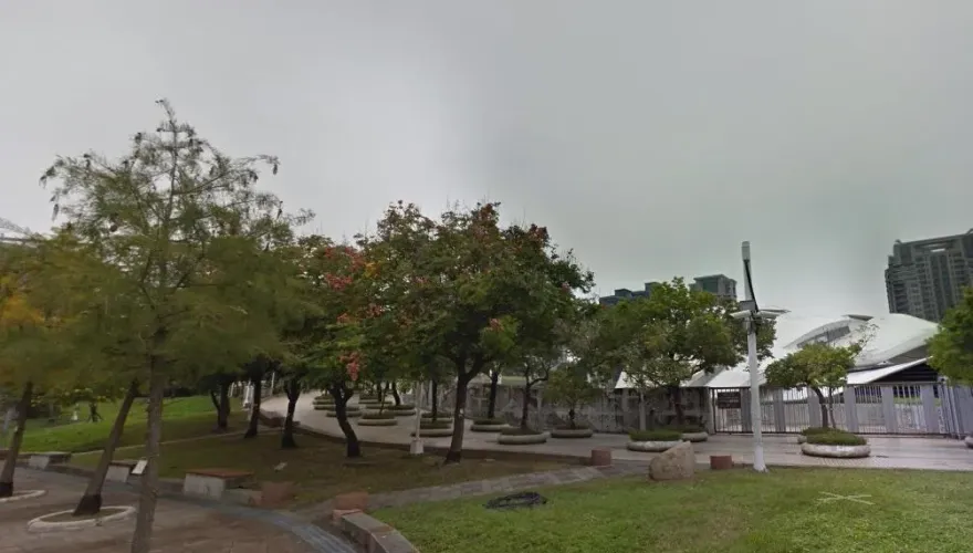快訊/台中文心公園現男屍！身亡多時　警封鎖現場