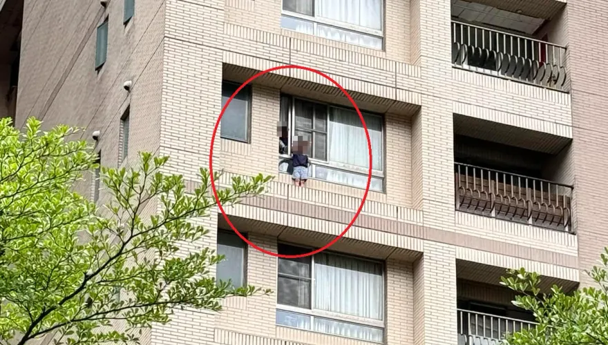 超危險！林口男童站外牆吹泡泡　路過大人傻眼、社會局介入輔導