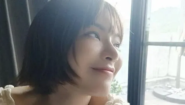 震撼加入成人直播！陳沂搶先放送福利照　邪惡視角UU被看光光