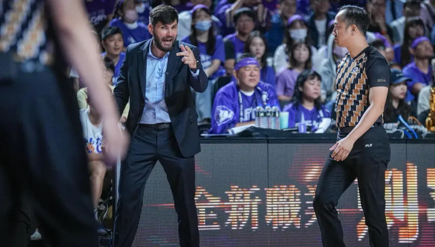 攻城獅主帥痛批吹罰不公！曾柏喻力挺：裁判可檢討一下