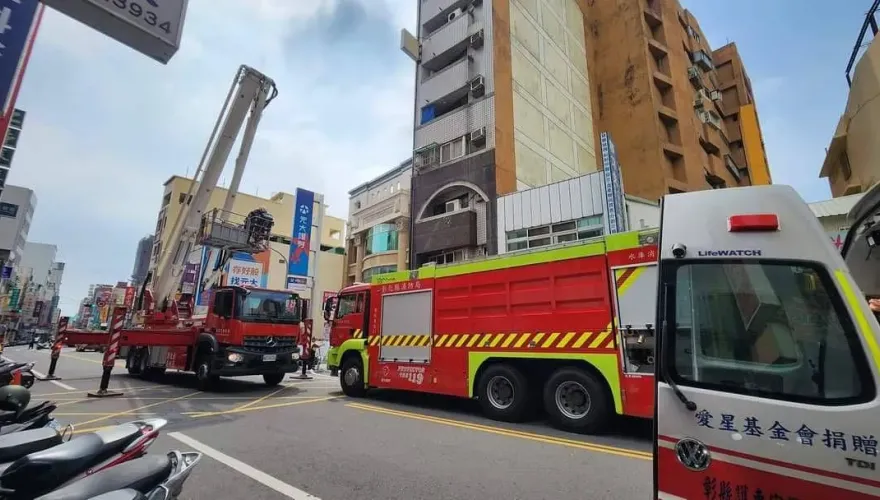 快訊/彰化大樓驚爆火警！32歲男10樓墜落　當場失去呼吸心跳