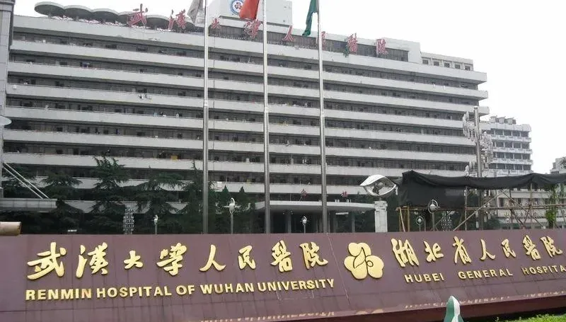 媽吐槽兒眼睛小…照片曝光　網驚：趕快帶去看醫生