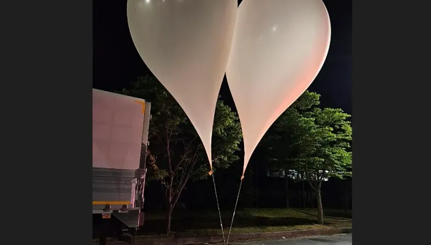 影/北韓千顆「糞便氣球」入侵　首爾仁川機場3度停起降...貨車遭擊中起火