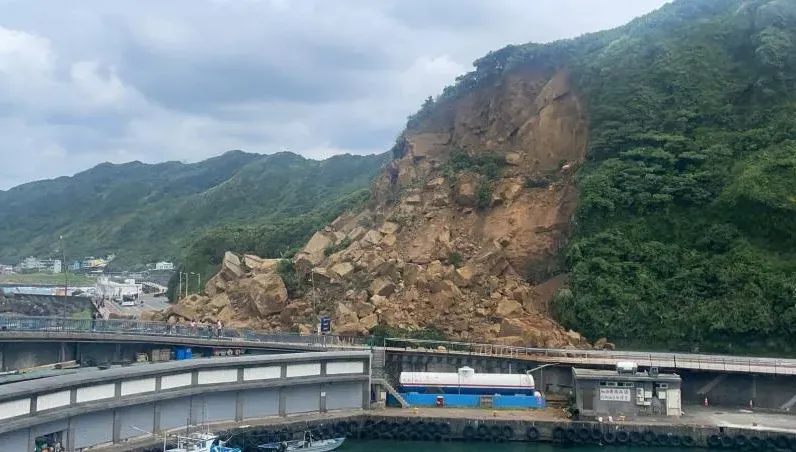 風化、雨襲釀基隆山崩！農業部揭土石流「11徵兆」看到快跑