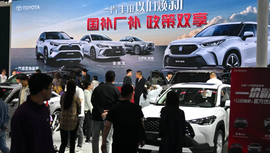 力推「以舊換新」！陸財政部撥493億汽車補貼　平價電動車銷量看漲