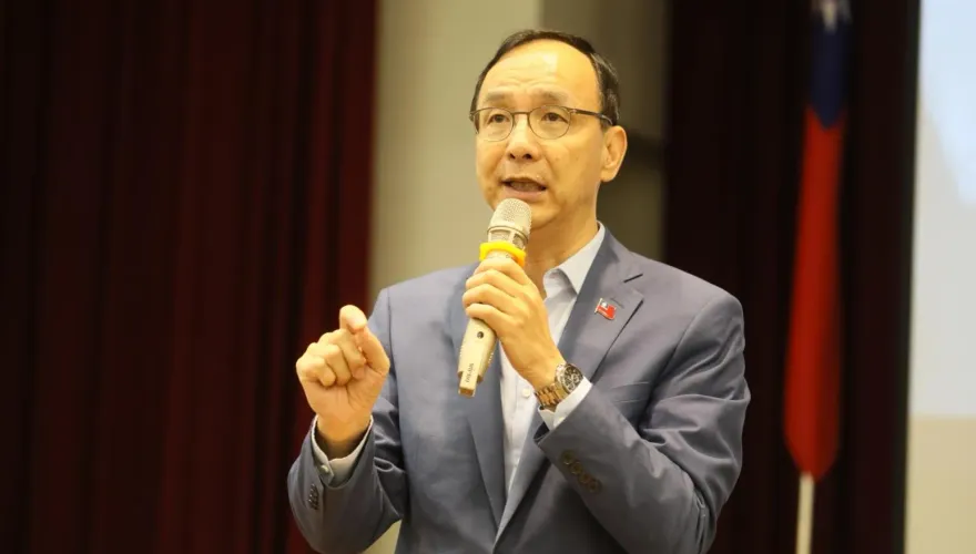 影/名嘴爆為連任容忍傅崐萁？朱立倫強硬反擊：這就是造謠