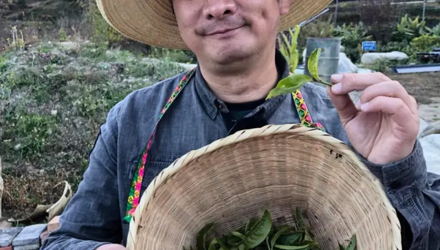 57歲九孔「回歸金山小農」　2千坪樂活地樂當女兒傻瓜