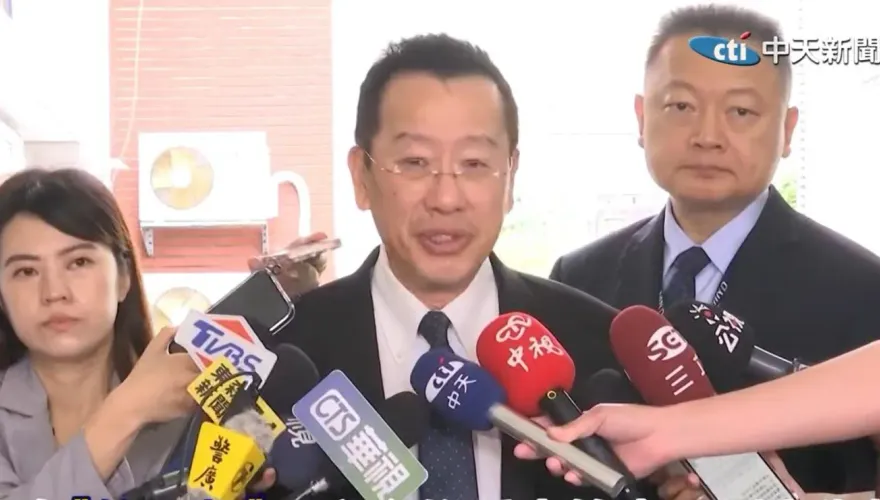 美空軍官校畢業台生家人赴美車禍受重傷　醫療費破百萬美金　顧立雄說話了