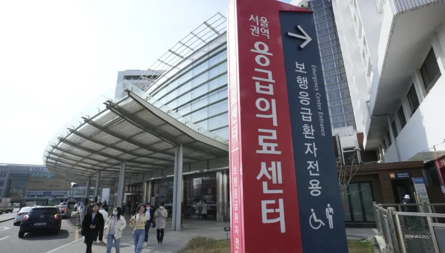 槓政府！首爾大學醫院擬6/17起無限期「集體停診」　盼撤回住院醫師處分