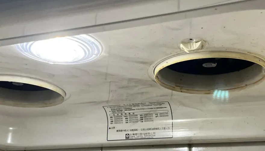 抽油煙機2年沒清「全是油污噁到爆」　家事達人授招：不沾手超乾淨