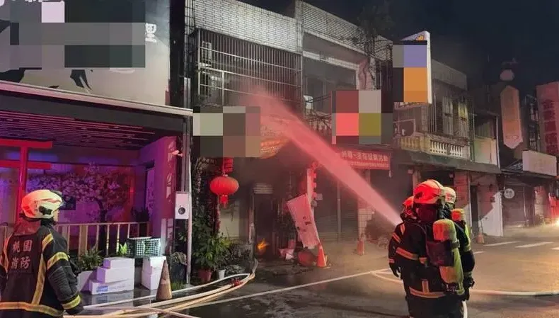 快訊/端午遭祝融！龍潭養生館凌晨火災　美容師、客人受困警消救出8人