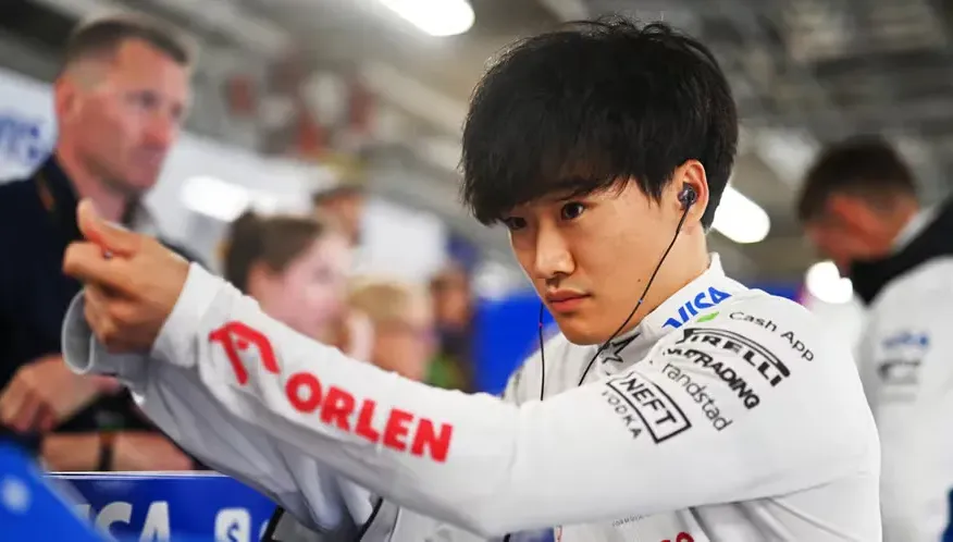國歌齊唱他遲到...F1車手被重罰35萬元　剛續約1年就出包
