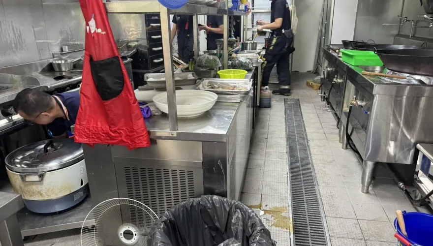 快訊/台中大里自助餐店氣爆！2員工送醫「1人全身60％燒燙傷」