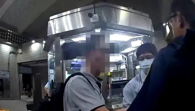 北捷女被逼讓位「崩潰撞柱見血」！說教阿伯糗了　「1句話」遭警方打臉