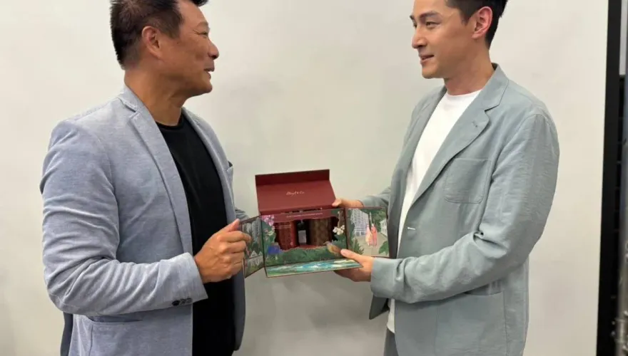 胡歌旋風訪台！蔡詩萍曬合照樂當粉絲