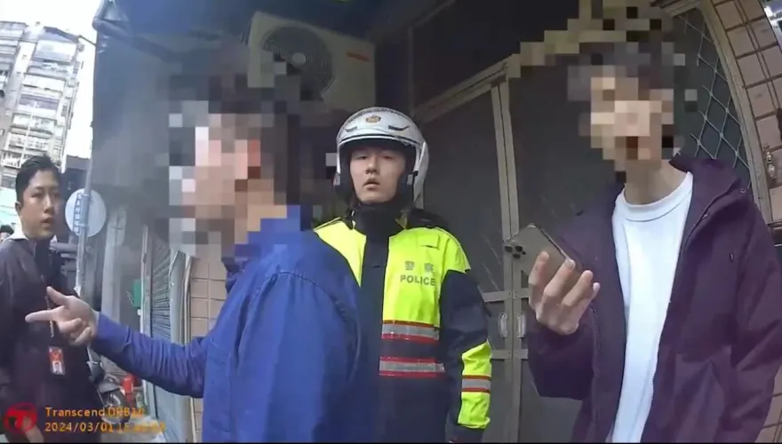 影/北市2男為了手機起衝突　1人持鎮暴槍掃射嚇壞鄰居