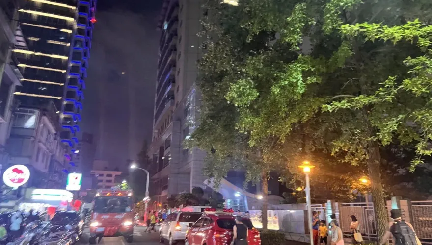 快訊/周末不平靜！北市信義區刑事局驚傳火警　疑彈藥庫器材釀禍