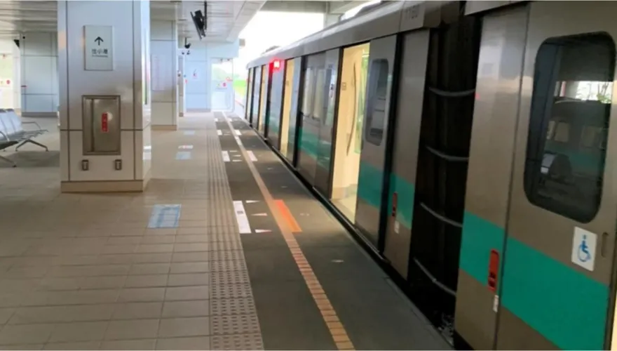 像洗三溫暖！旅客怨「站內沒開冷氣」　高捷：離峰時段將配合節能