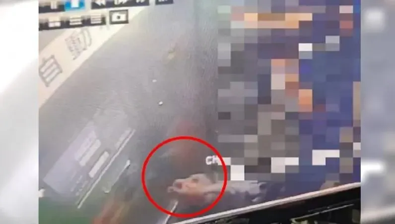 停車票卡被掉包！女忘拿折返驚見「100變1640元」　氣炸報警