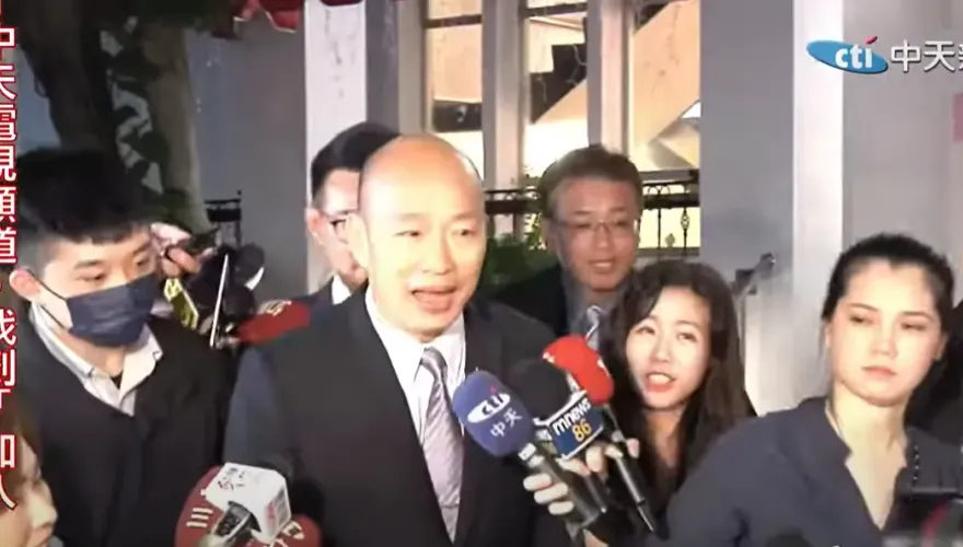 談藍白合作？韓國瑜會柯文哲「黃珊珊沒來」狂聊2.5小時！談話內容被曝光了