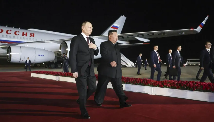 普丁時隔24年再訪北韓　金正恩親赴機場迎接