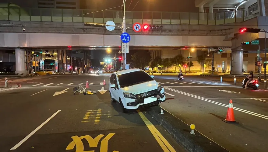 母哀怨「為何不踩煞車」！台中男騎Ubike回家慘遭輾斃拖行10公尺　相驗結果出爐