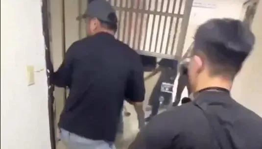 快訊/泰國妹來台讀大學疑賣淫！攀窗戶躲警察查緝　6樓慘墜身亡