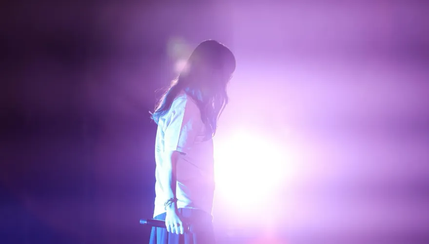 Aimer睽違5年在台開唱！《鬼滅》主題曲一出全場沸騰　9000歌迷嗨唱「殘響」