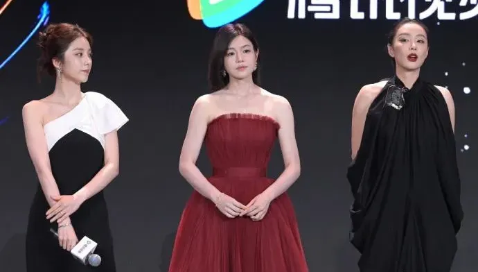 爆婚變後首次公開活動！陳妍希「手上仍戴婚戒」揭近況