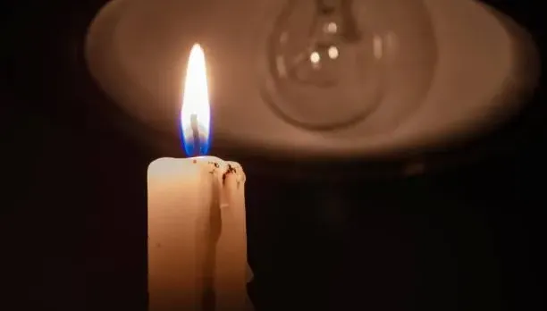 快訊/這次換高雄！一晚2度「無預警停電」876戶受影響　台電解釋原因