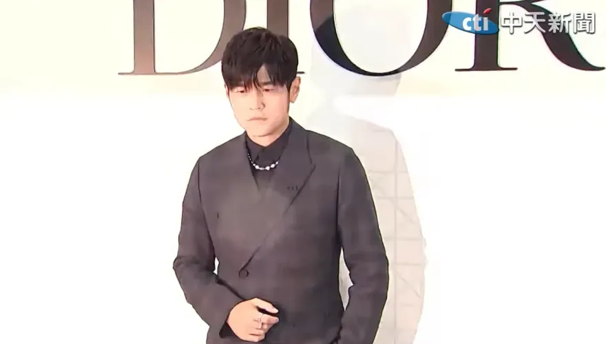 大巨蛋可以辦演唱會！周杰倫曝開唱進度　張惠妹也說話了