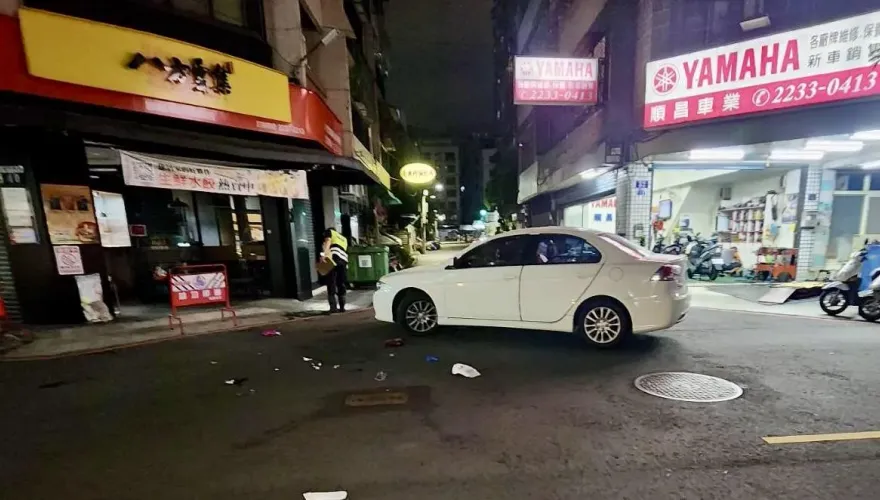 快訊/台中北區晚間死亡車禍　7旬婦遭自小客撞倒卡車底送醫不治