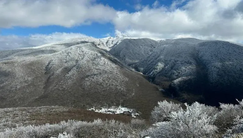 韓流行登第一高峰「漢拏山」吃世界最好吃泡麵　麵湯亂倒把山頂弄禿了