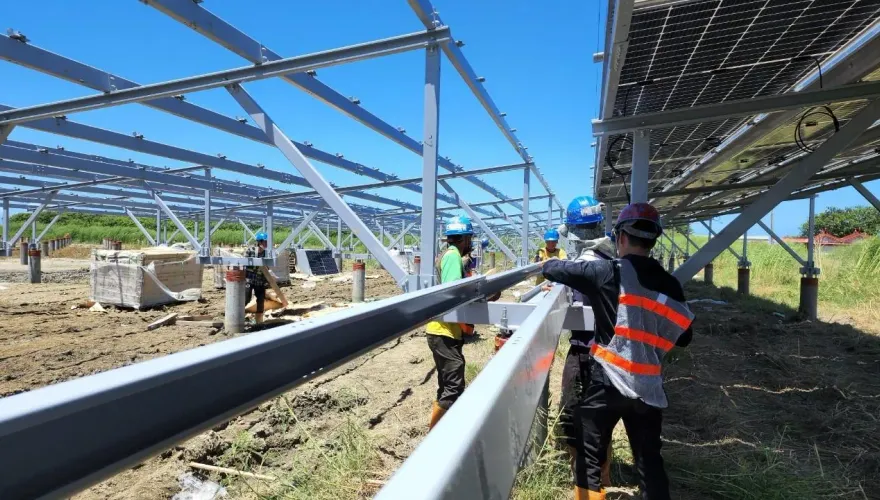 綠色權貴涉光電弊案　立委追查欺騙到手的電業籌設許可何時撤銷？