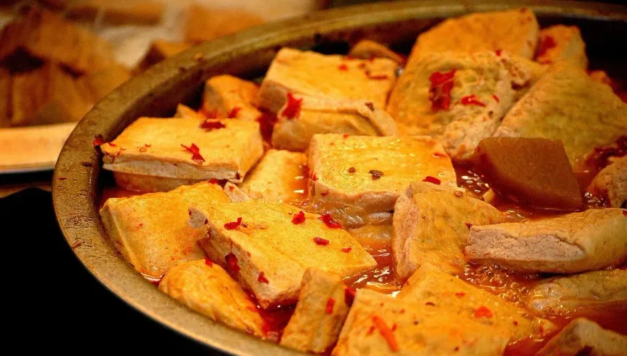 臭豆腐店名「槑」怎麼唸？一票人被考倒　正確讀音曝：「梅」的異體字